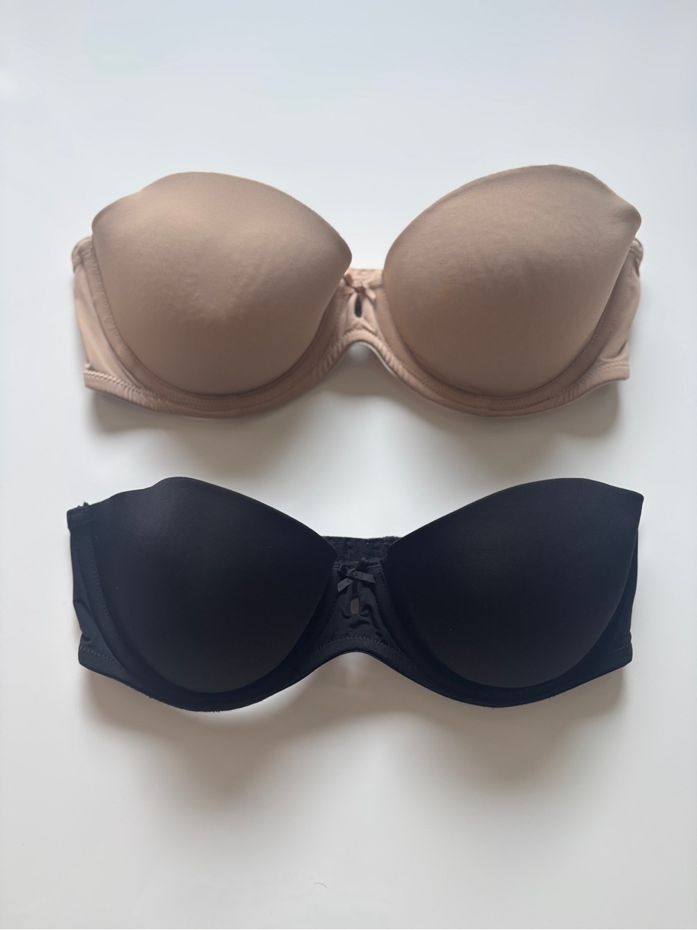 Aerie Two Strapless Bandeau Bras - 32C in Nude and Black